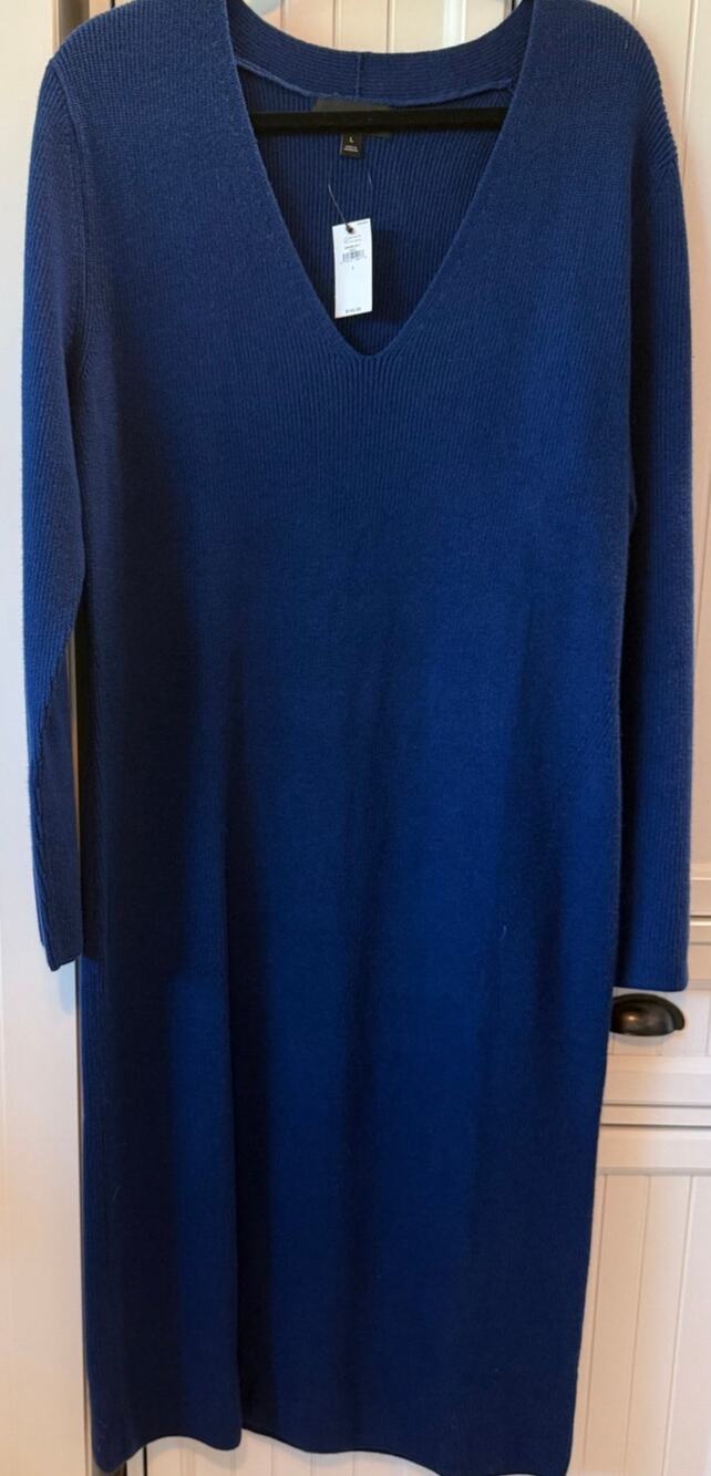 V-Neck Knee-Length Sweater Dress Navy Sz Large NWT